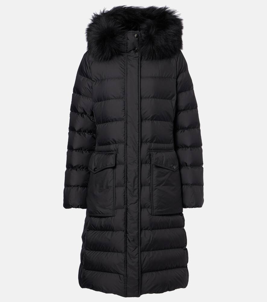 

Куртка утепленная пуховая с капюшоном и отделкой из овчины Moncler, Black