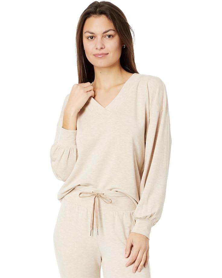 

Толстовка TravisMathew Cloud Terry V-Neck, цвет Heather Natural