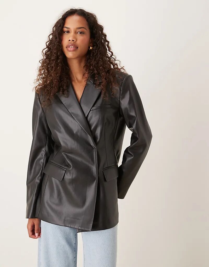 

Свободный пиджак из искусственной кожи ASOS DESIGN черного цвета