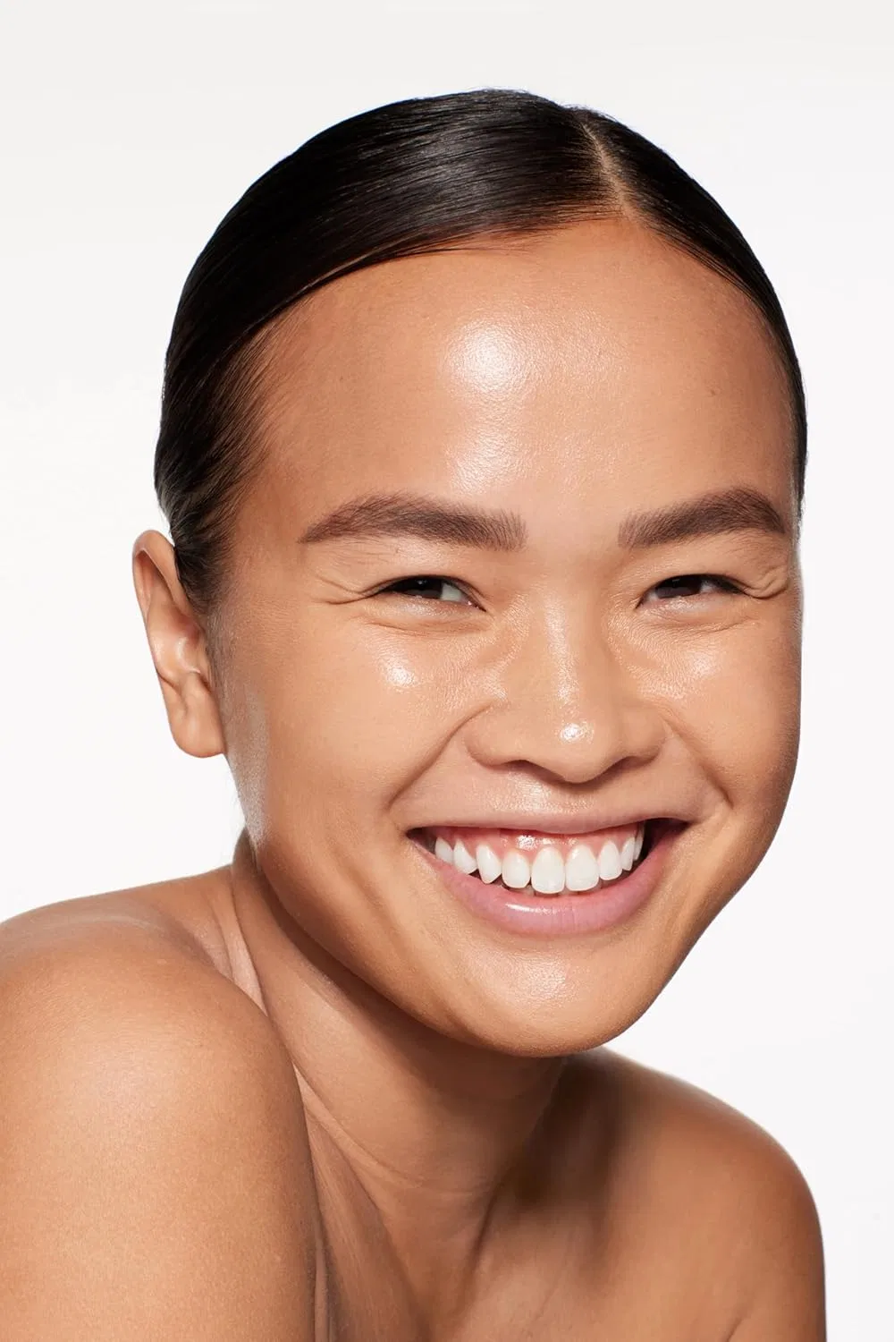 Тональный крем SHISEIDO Revitalessence Skin Glow Foundation SPF 30 PA+++, оттенок 350 Maple, 30 мл Shiseido — фото 3