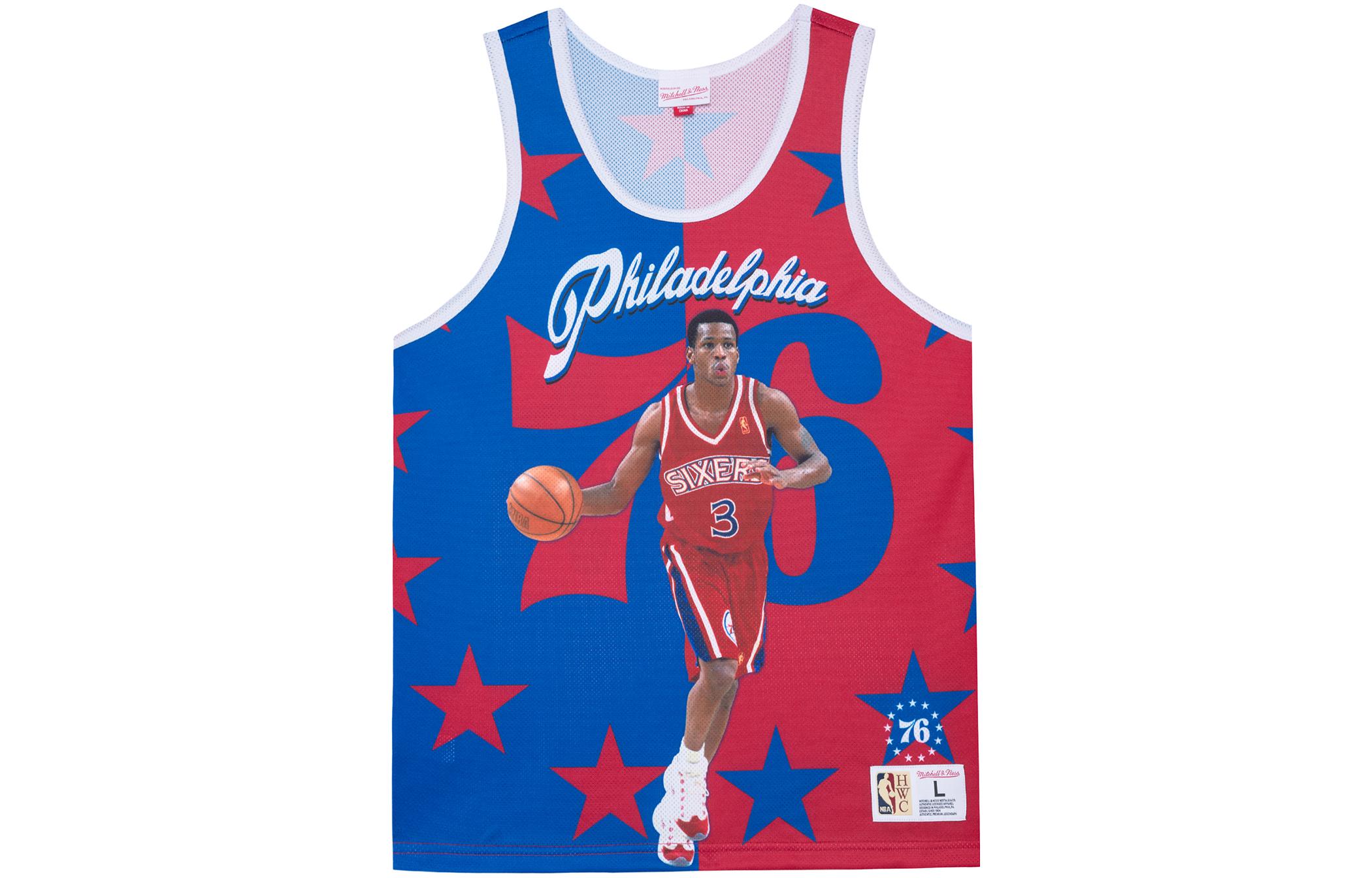

Майка баскетбольная унисекс Mitchell & Ness синяя красная