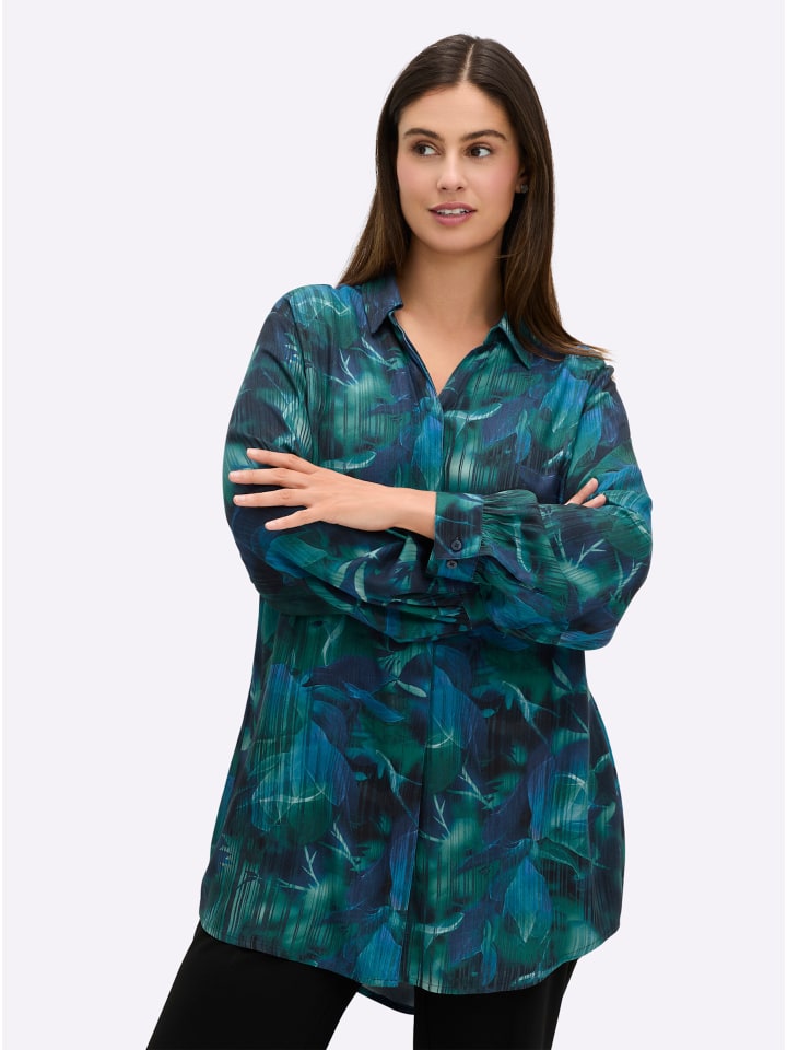 

Длинная блузка с принтом темно-синего цвета sheego