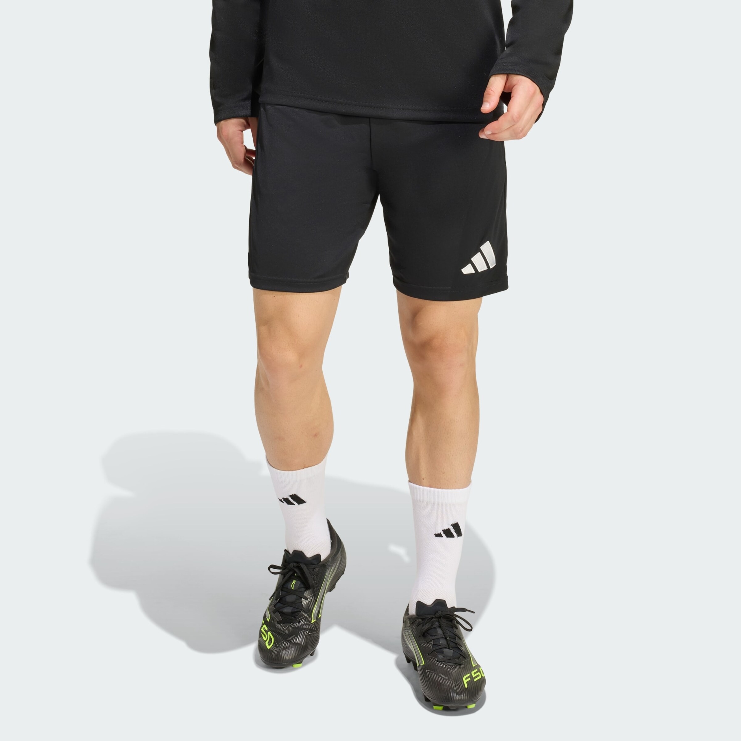 Adidas Performance Шорты для тренировок Regular 'Entrada 26' в черном цвете — фото 2