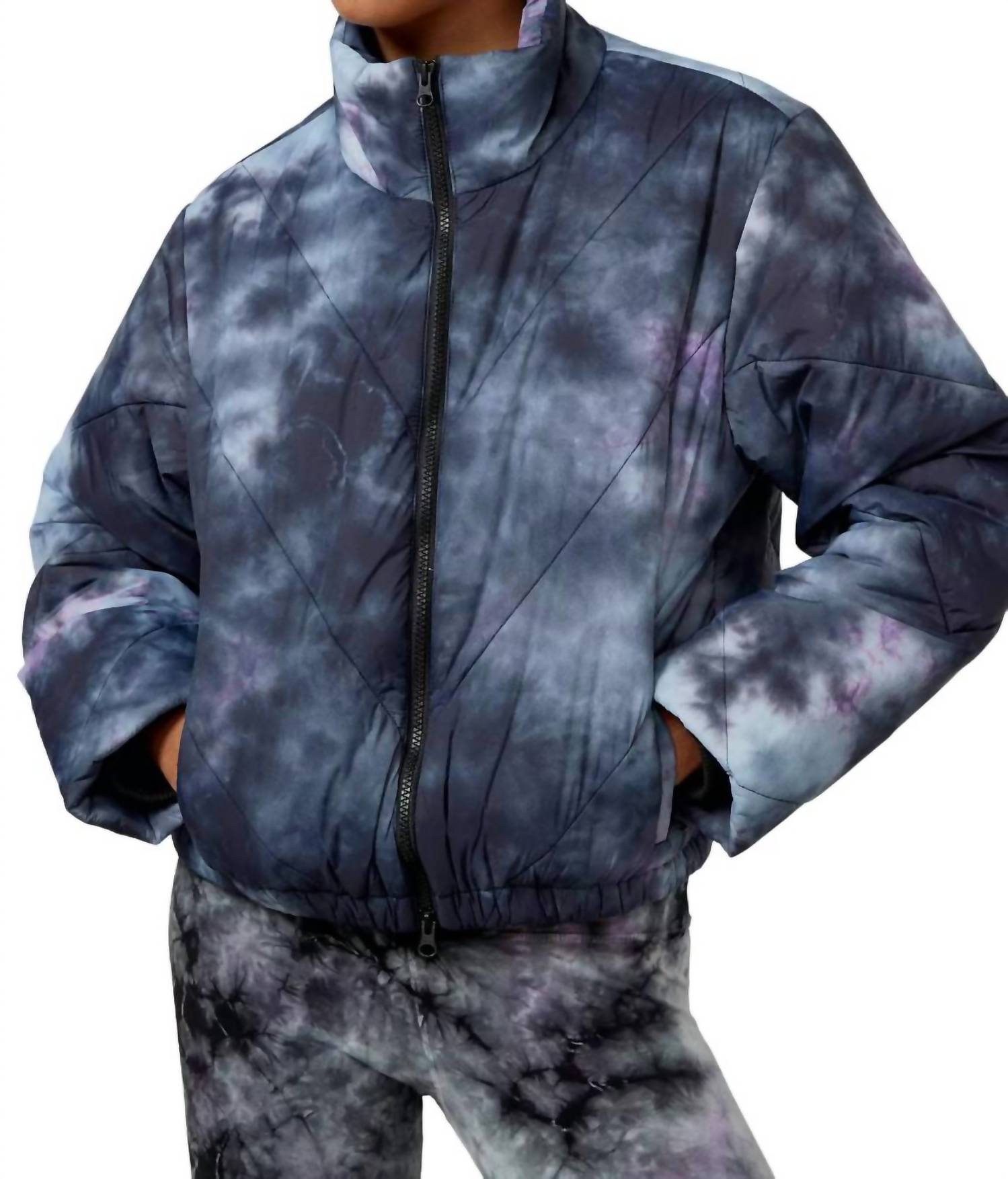 

Пуховик Easton в цвете Tie Dye Electric & Rose