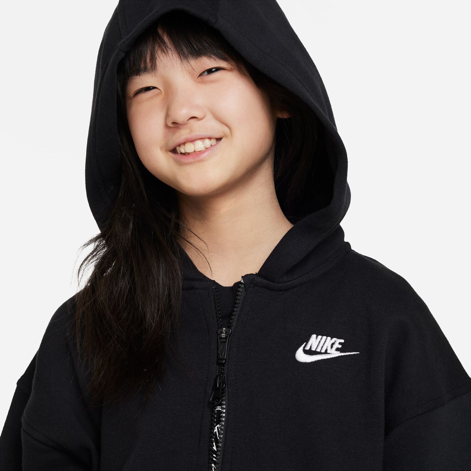Объемная флисовая худи с молнией во всю длину для девочек 7–20 лет Nike Sportswear Club Nike, черный — фото 3