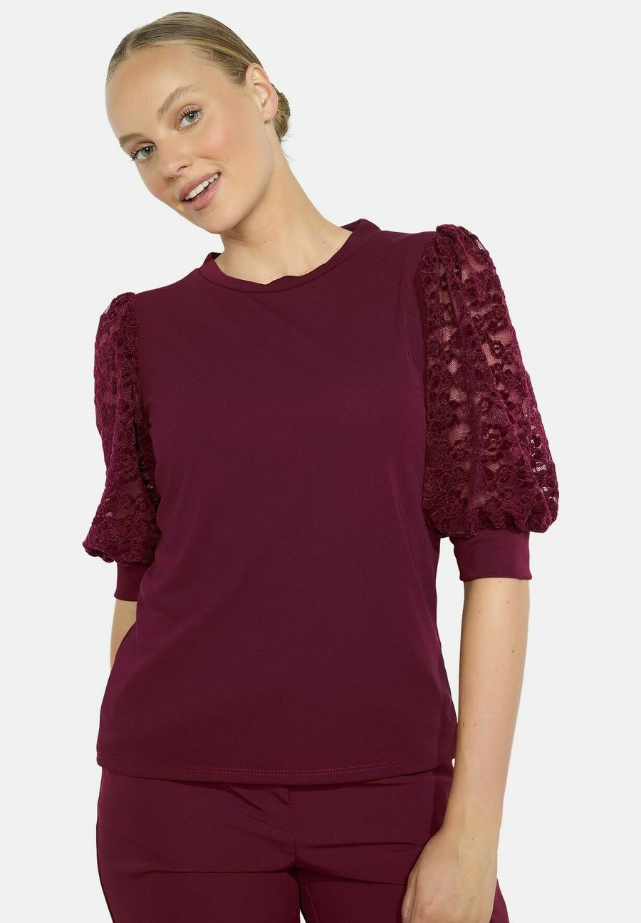 

Футболка LolaLiza PUFF SLEEVE, Bordeaux Wine/Bordeaux