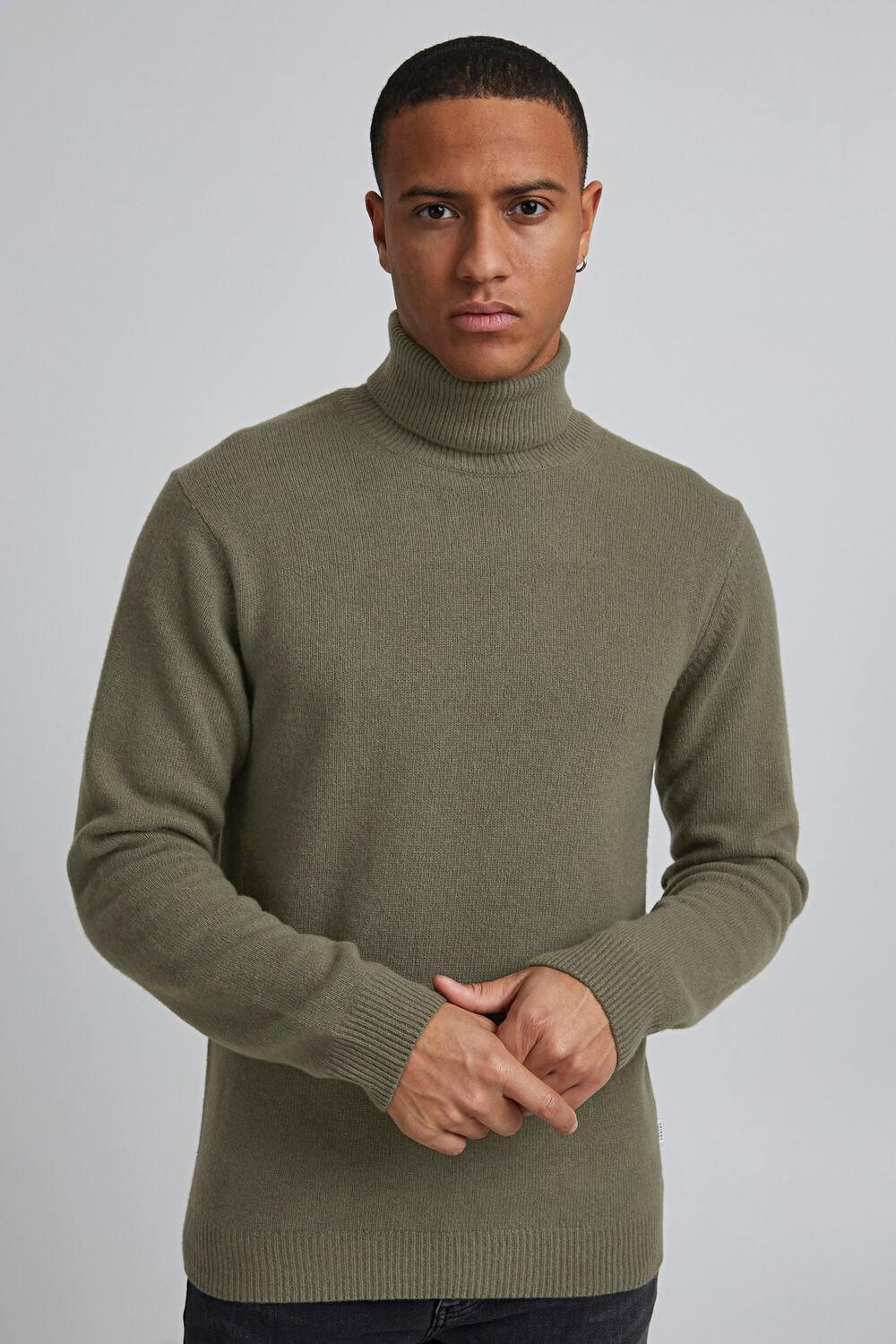 

Пуловер CASUAL FRIDAY Warmer Rollkragen Strick Basic Sweater KARL, оливковый