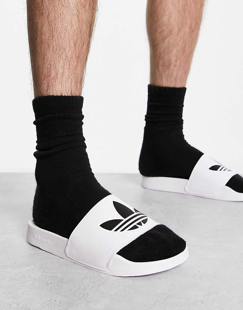 

adidas Originals - adilette - шлепанцы белого цвета