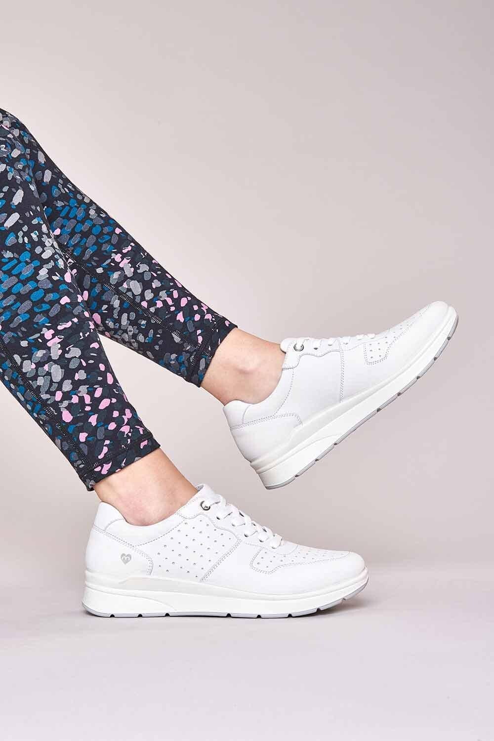 

Кроссовки 'Kazoo' Nubuck Lace-Up Trainers Moshulu, белый