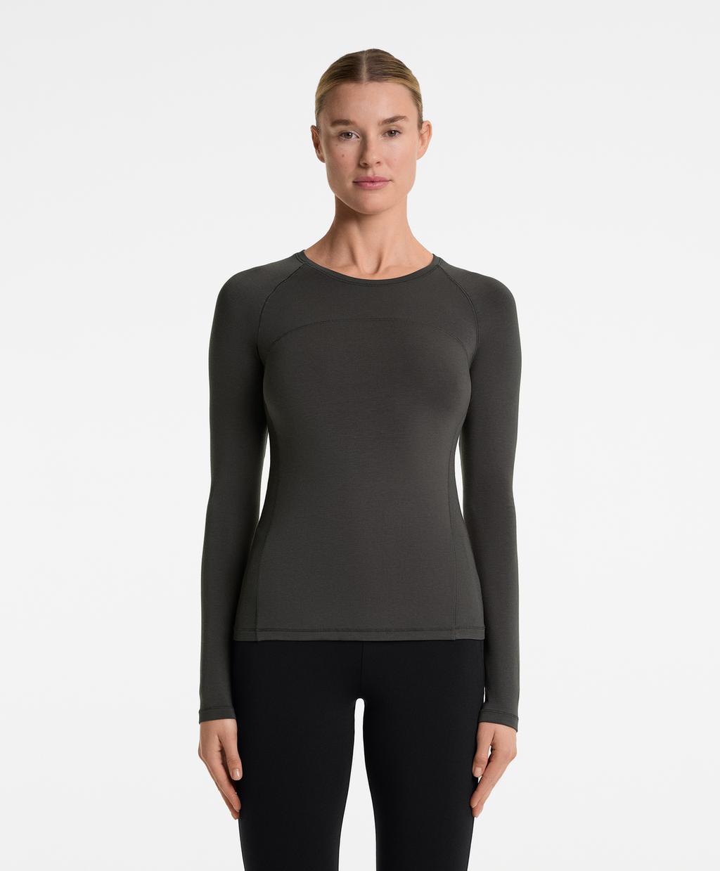 

Мягкая футболка с базовыми слоями Performance Oysho, цвет Dark Lead Grey