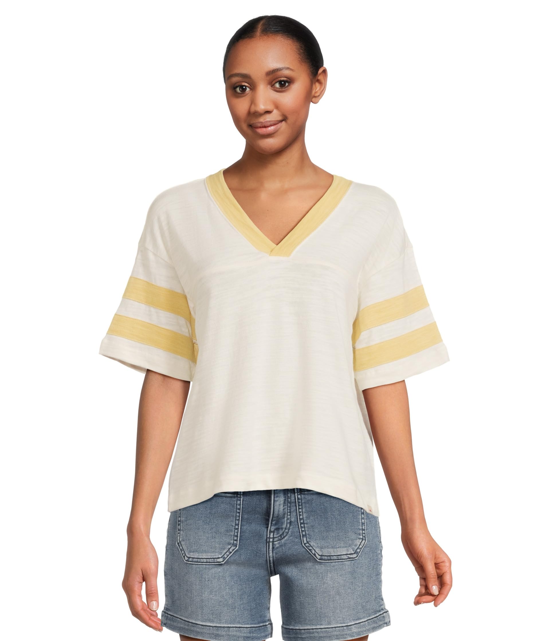 

Футболка Faherty Sunwashed Slub Varsity Tee, цвет Sahara Varsity