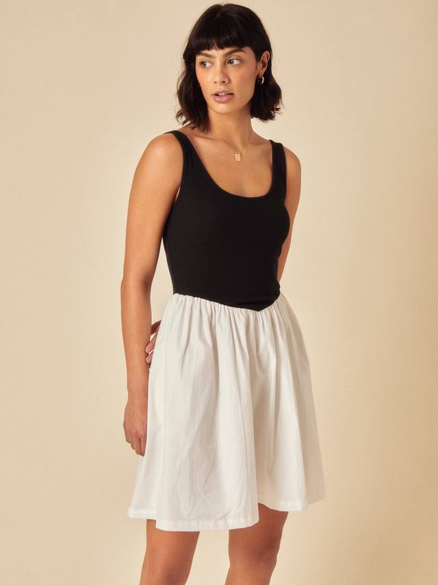 

Мини-платье из органического хлопка с асимметричными швами и тонкими бретелями Nobody's Child, Multi