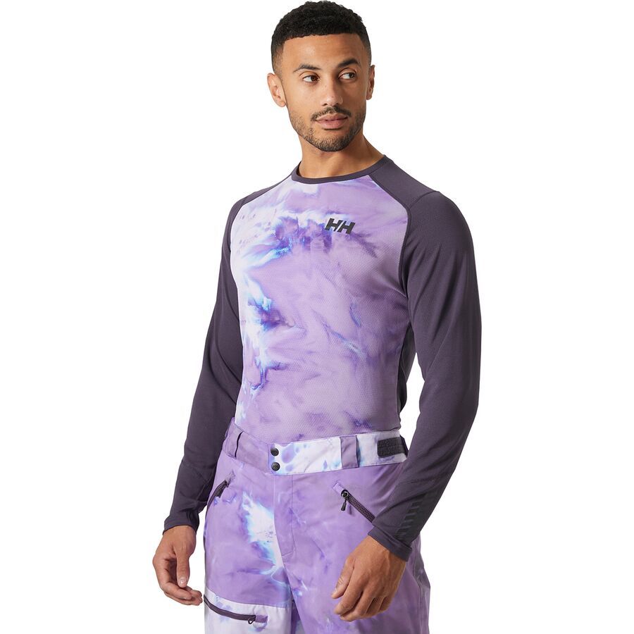 

Мужская спортивная футболка Lifa Active Crew Top Helly Hansen Helly Hansen, Black Grape Color Max Aop, Черный, Мужская спортивная футболка Lifa Active Crew Top Helly Hansen Helly Hansen, Black Grape Color Max Aop