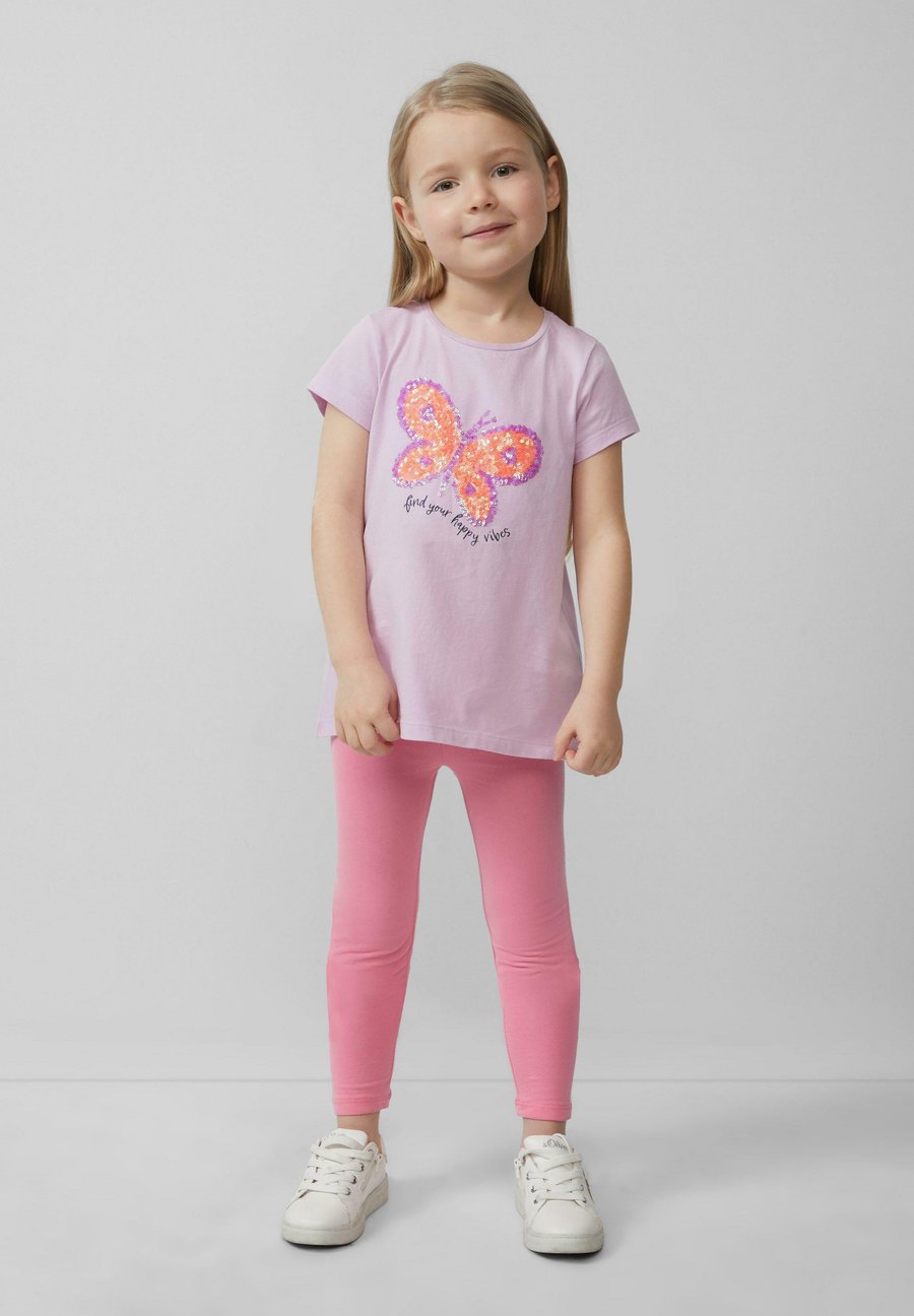 

Футболка s.Oliver Print T-shirt, Flieder/Coral, Розовый, Футболка s.Oliver Print T-shirt, Flieder/Coral