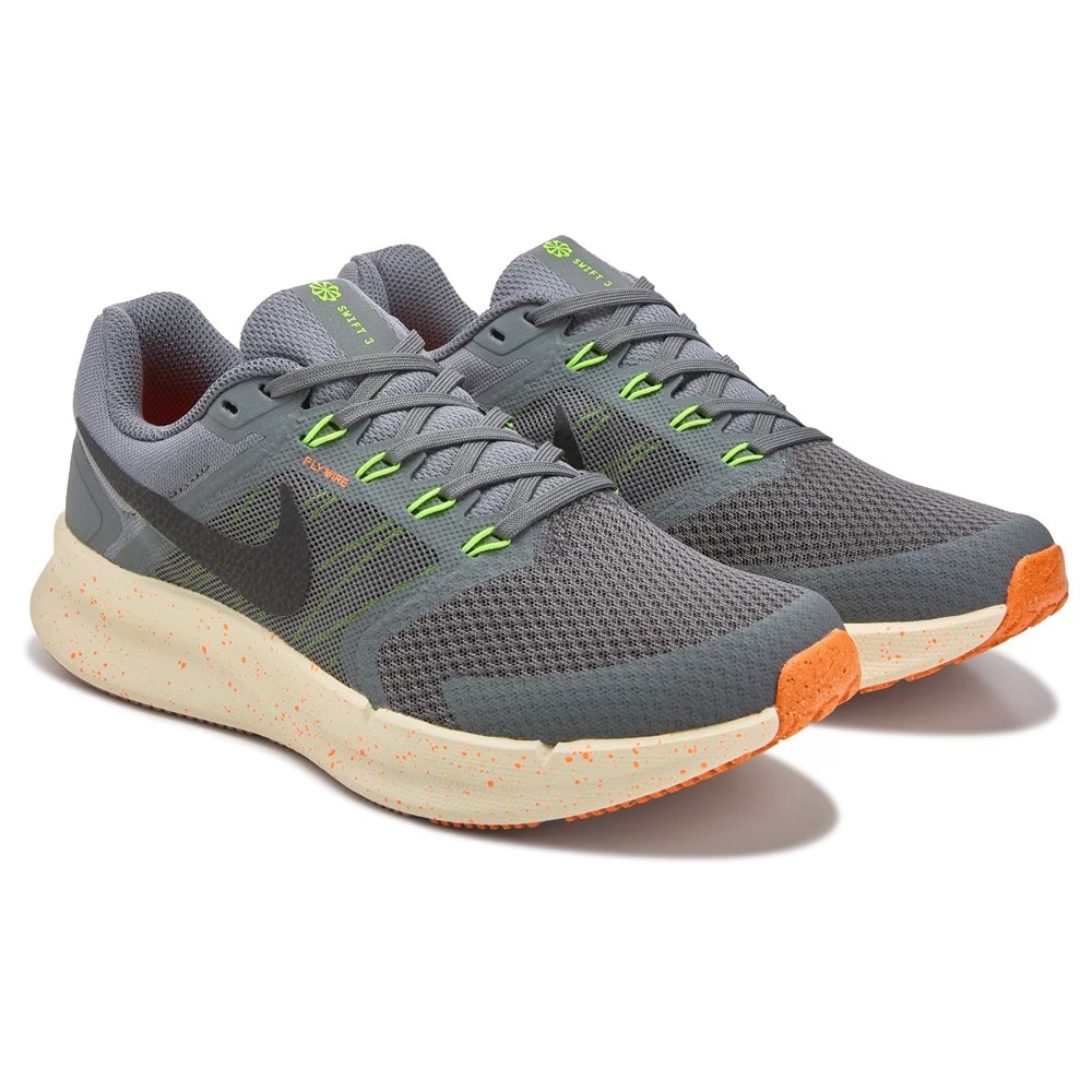 

Кроссовки для бега Nike Run Swift 3, серый/оранжевый