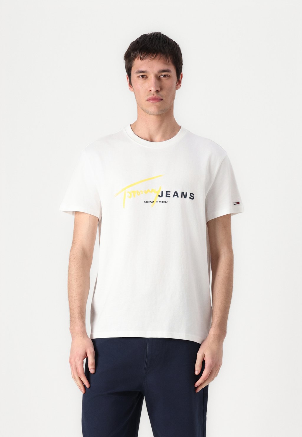 

Футболка с принтом DNA TEE Tommy Jeans, молочный