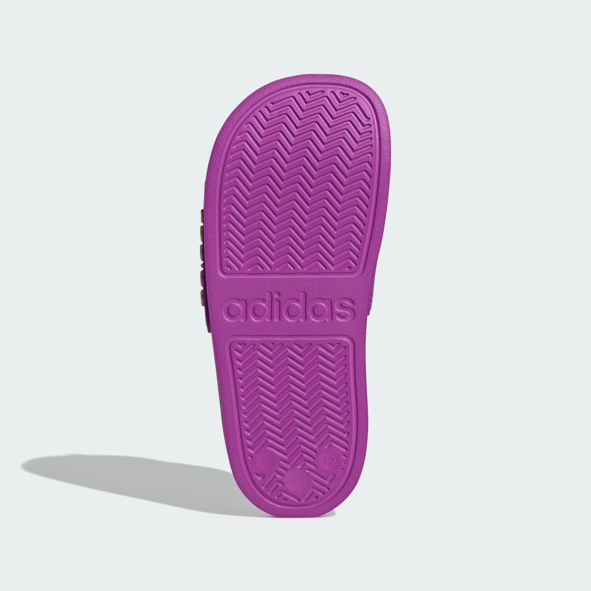 Adidas Performance Пляжные и бассейновые тапочки 'Adilette' в фиолетовом цвете — фото 4