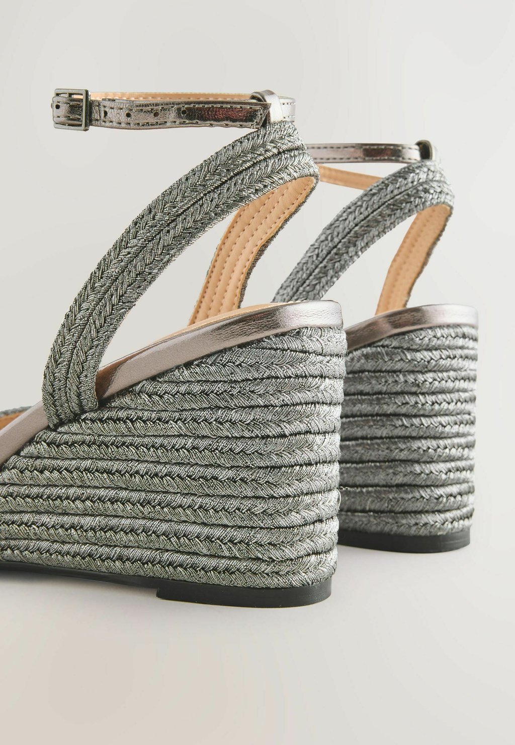 Сандалии High heeled sandals Next, темно-серый — фото 4