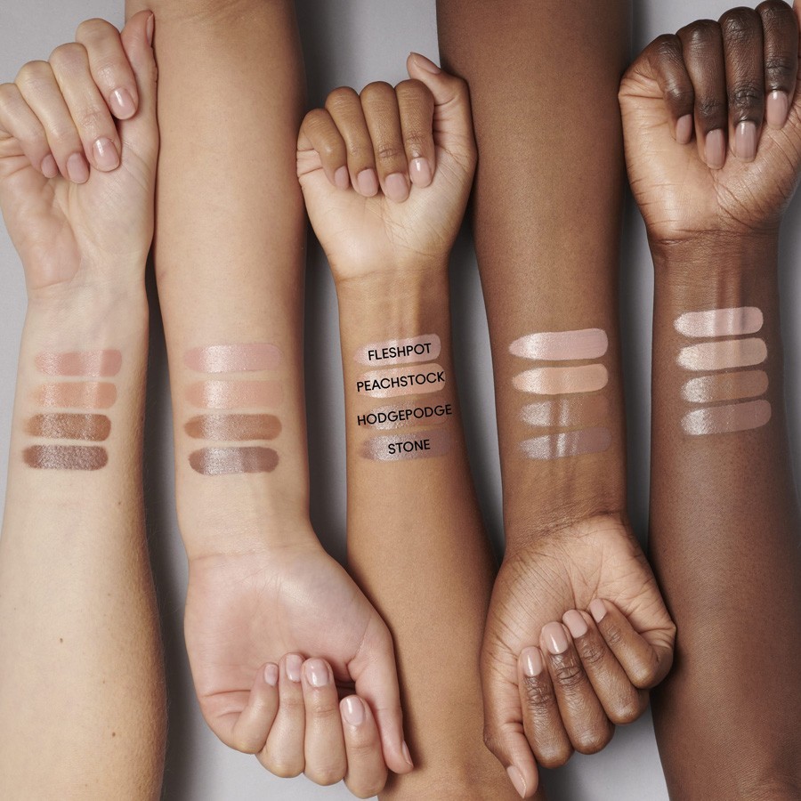 Помада для губ intimate nudes macximal sleek satin Mac, 61 - fleshpot, вес 3.5 гр. — фото 3