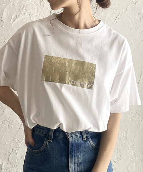 

Футболка оверсайз с коротким рукавом, винтажным логотипом и металлизированной фольгой She's Closet