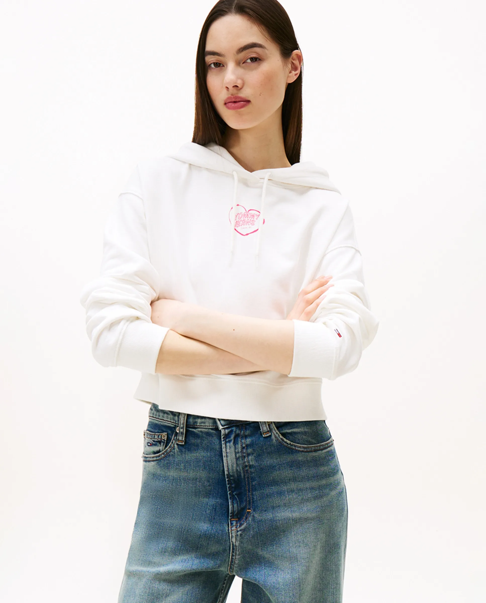 

Женское худи расслабленного кроя укороченная Tommy Jeans, белый