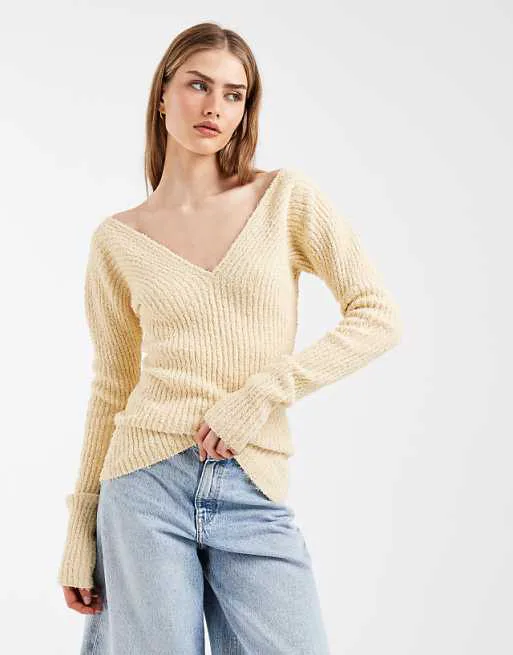 

Лимонно-желтый вязаный топ в рубчик с V-образным вырезом & Other Stories