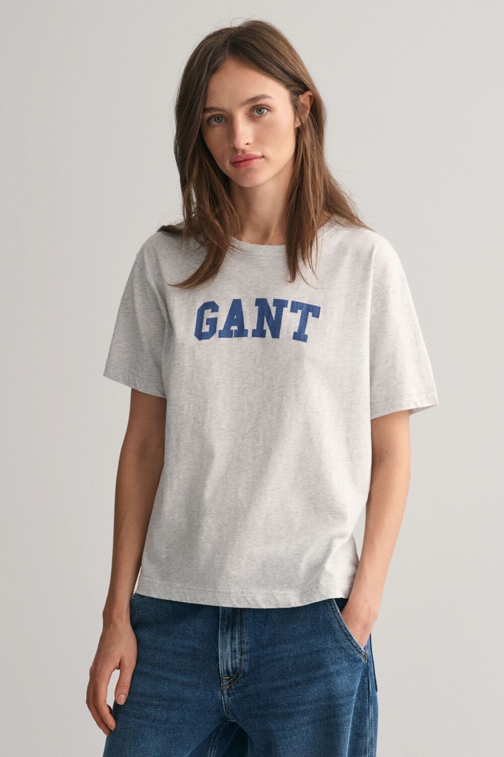 

Футболка с графическим принтом Gant, серый