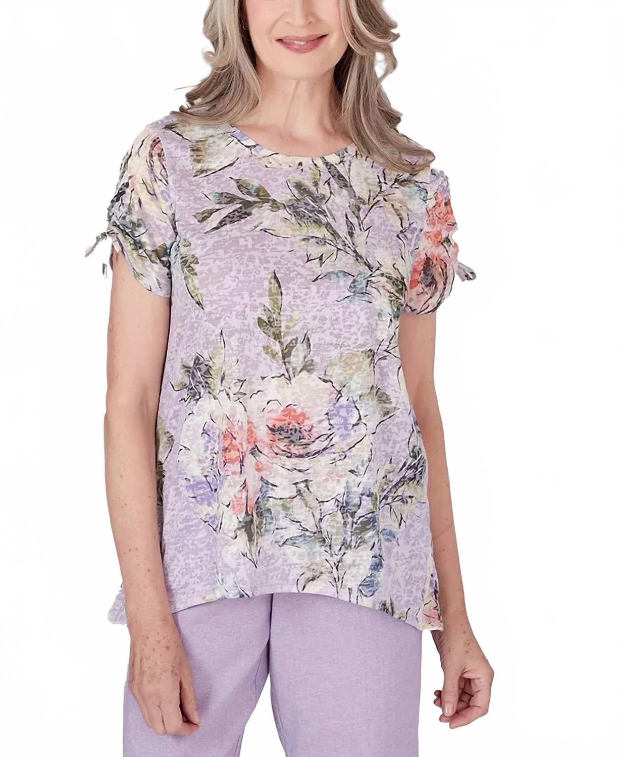 

Лавандовый топ для садовой вечеринки с цветочным принтом Alfred Dunner