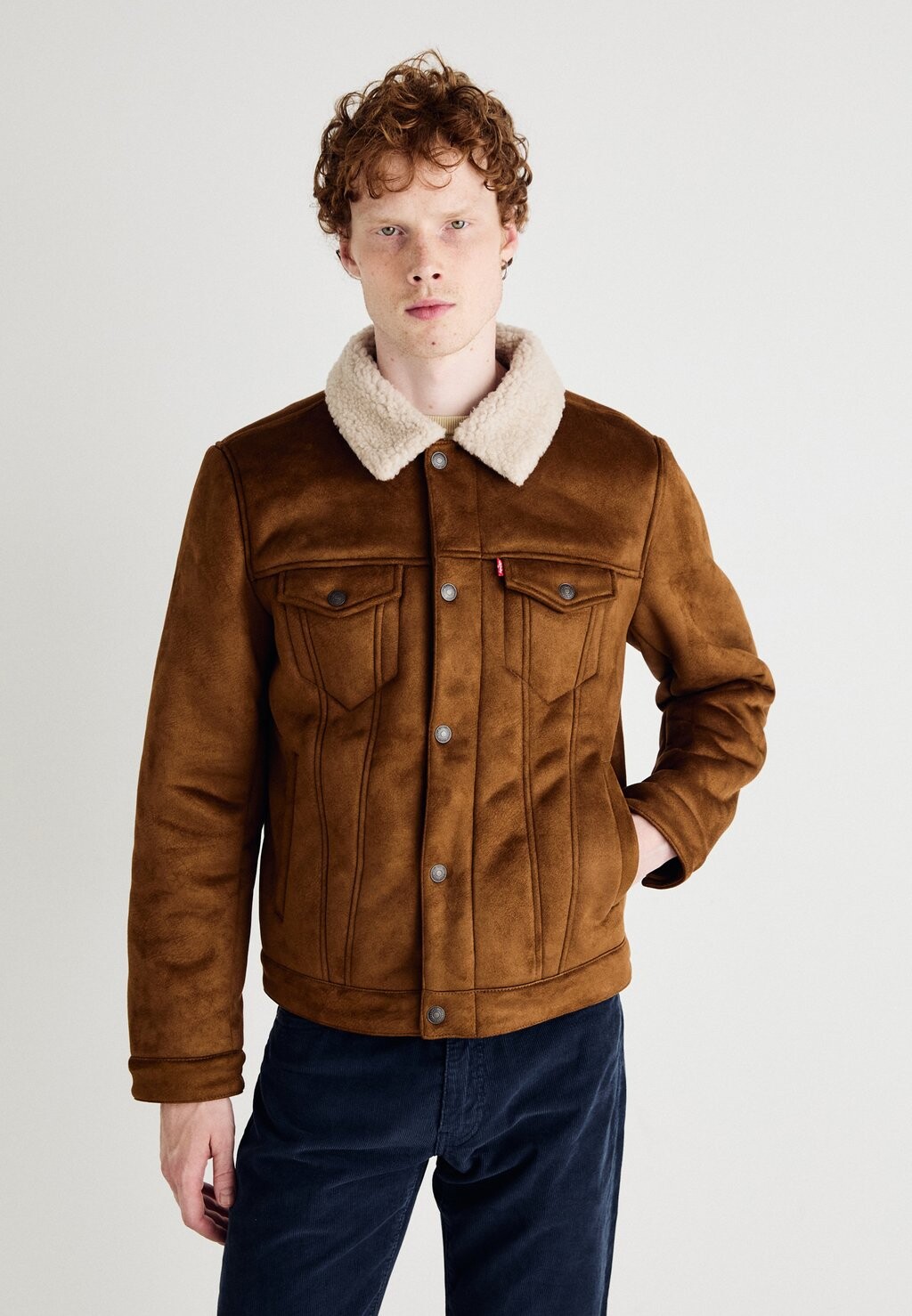 

Куртка из искусственной кожи FAUX SHEARLING TRUCKER Levi's®, светло-коричневый