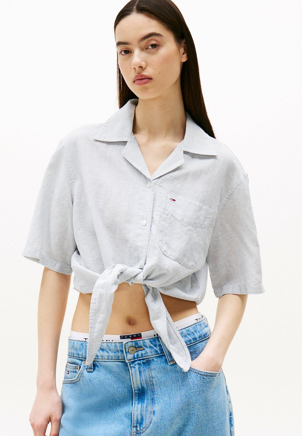 

Блузка на пуговицах CROPPED RELAXED SHORT SLEEVE Tommy Jeans, сине-серый