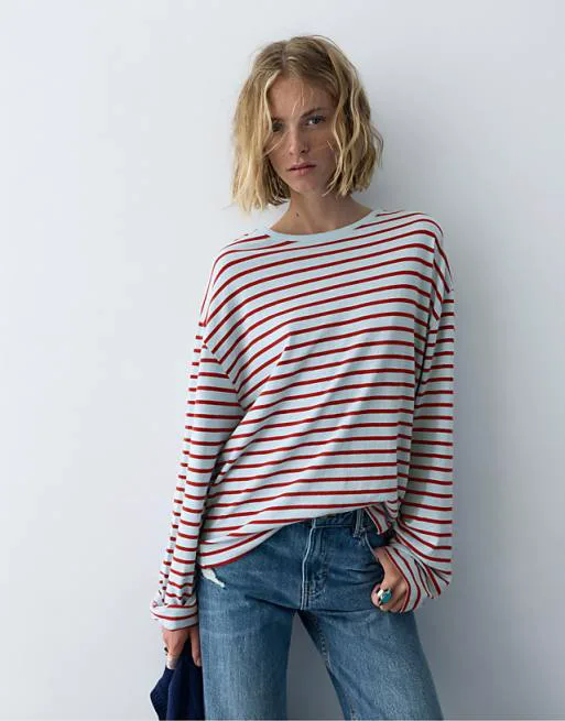 

Полосатая футболка с длинными рукавами Pull&Bear