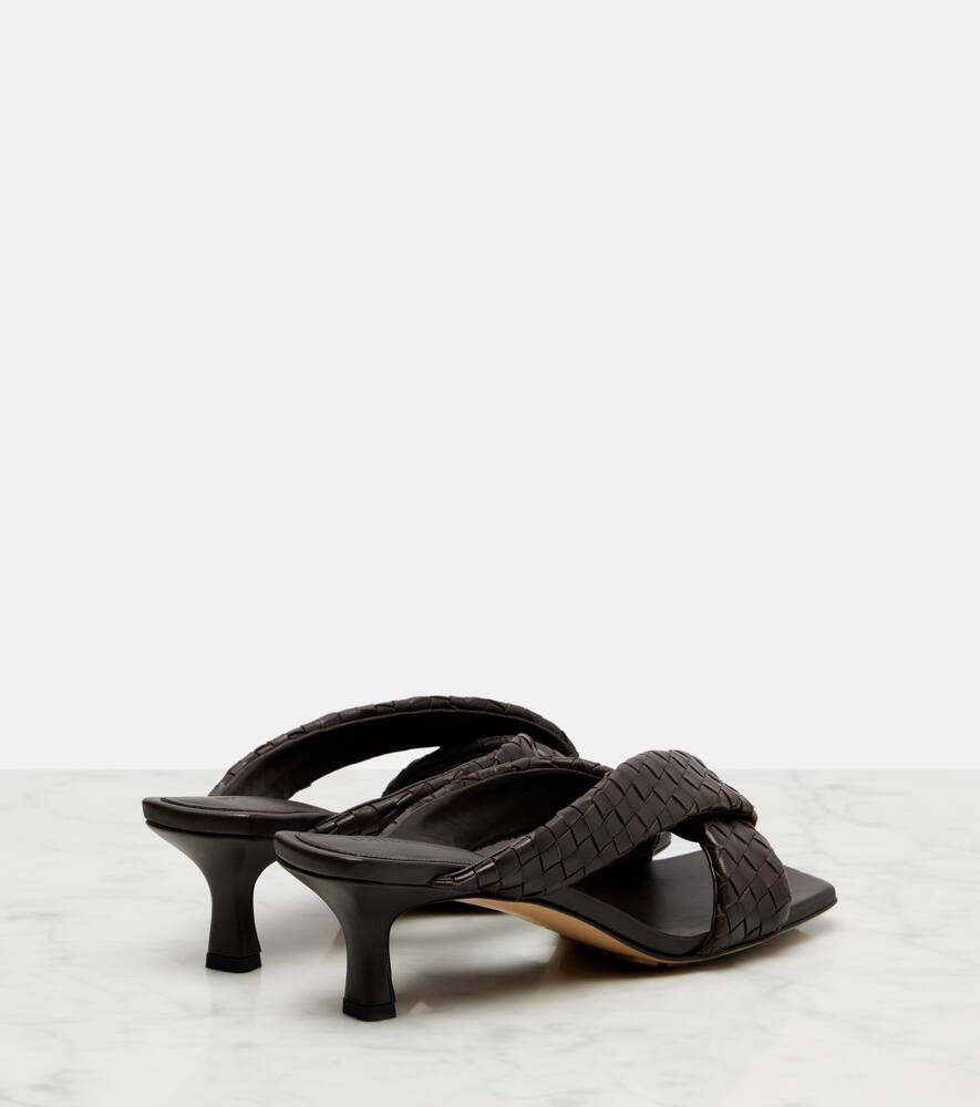 Riva 50 Intrecciato кожаные мюли Bottega Veneta, Fondant — фото 2