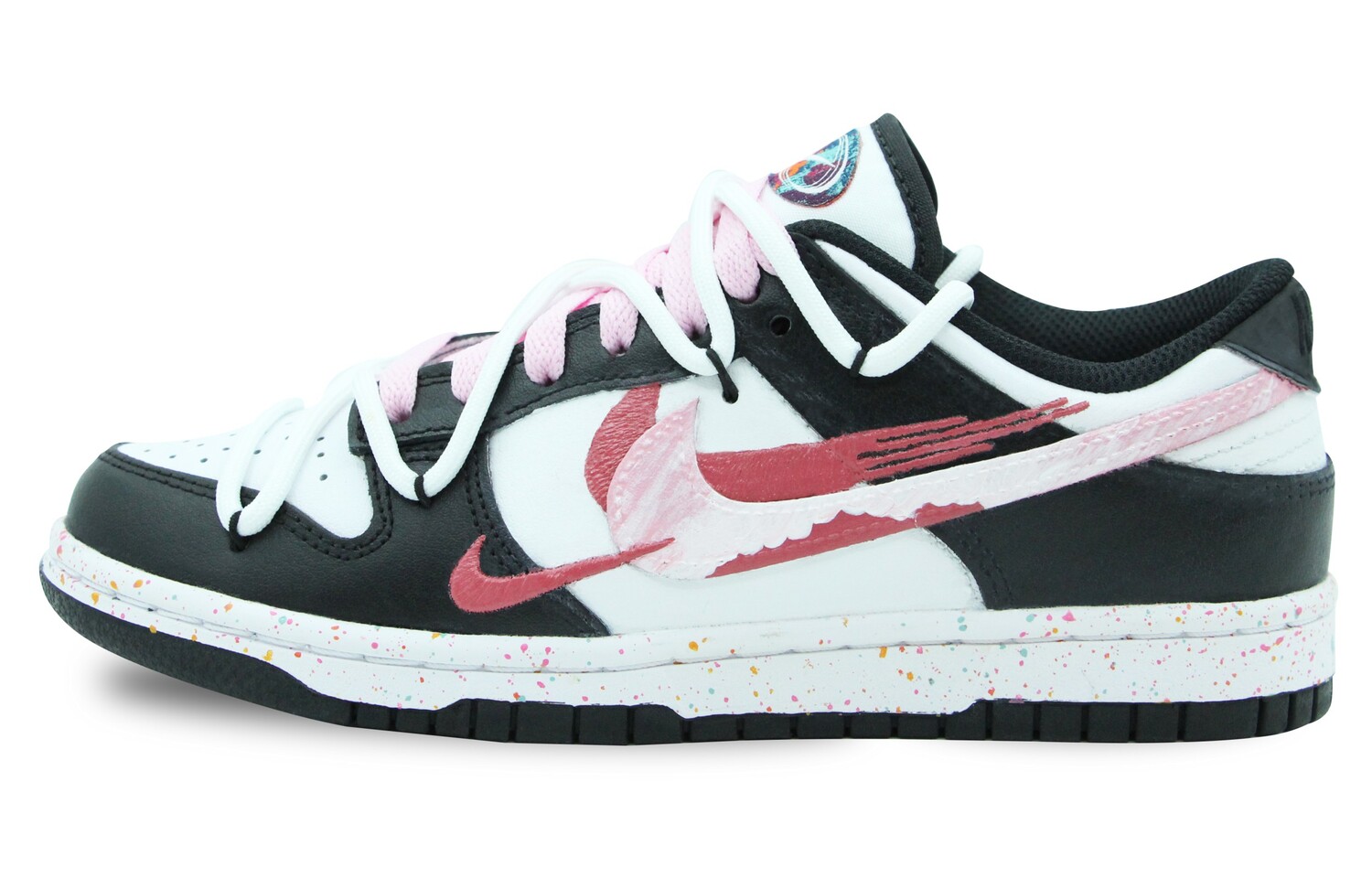 

Кроссовки Nike Dunk Skateboard Shoes Women's Low-Top Black White Pink