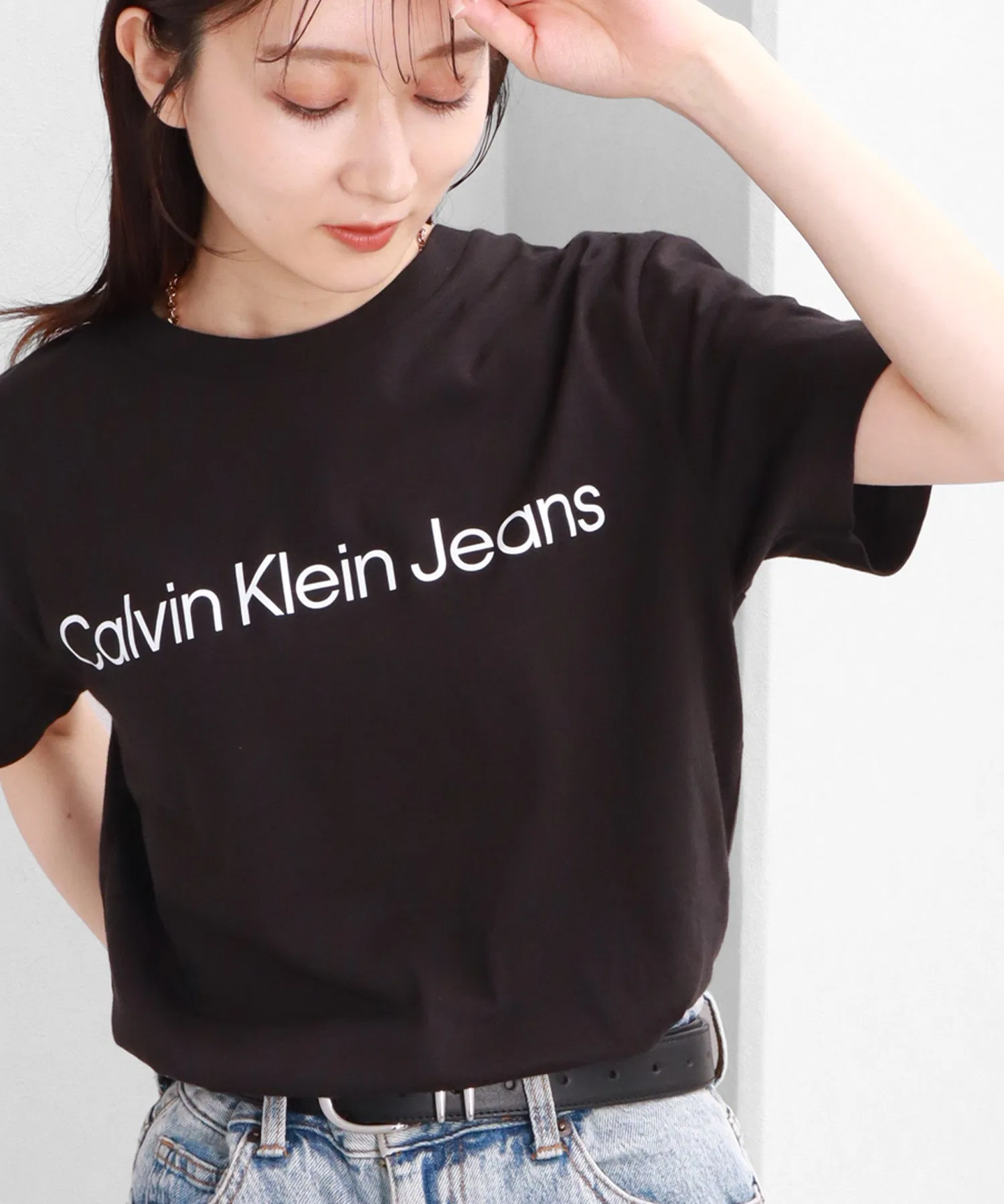 Мужская и женская футболка Calvin Klein Jeans с логотипом