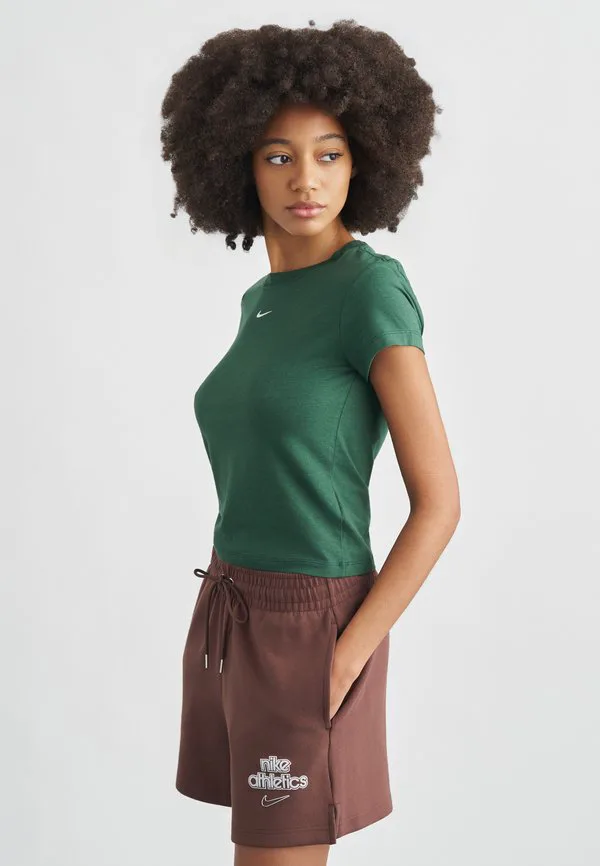 

Простая футболка Nike Sportswear, Fir/White, Белый, Простая футболка Nike Sportswear, Fir/White