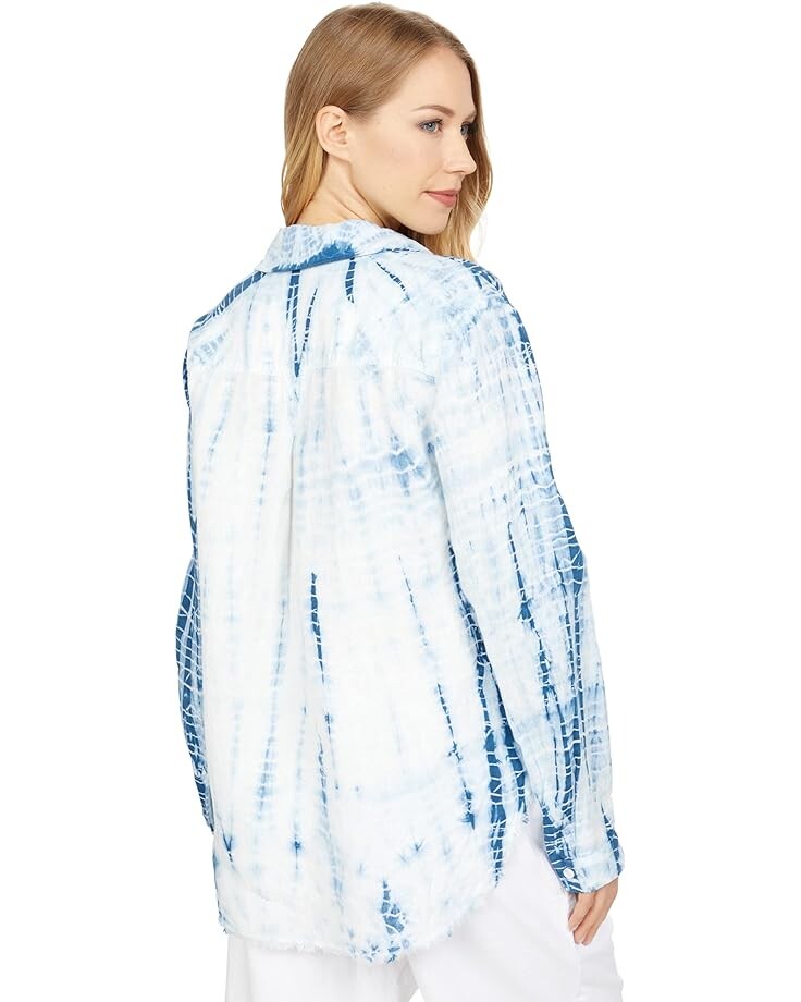 

Блуза bella dahl Fray Hem Button-Down Blouse, цвет Navy Tie-Dye