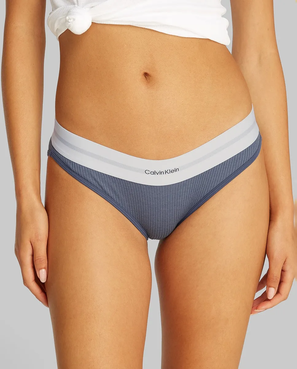 

Классические модальные трусы в рубчик Calvin Klein, серый