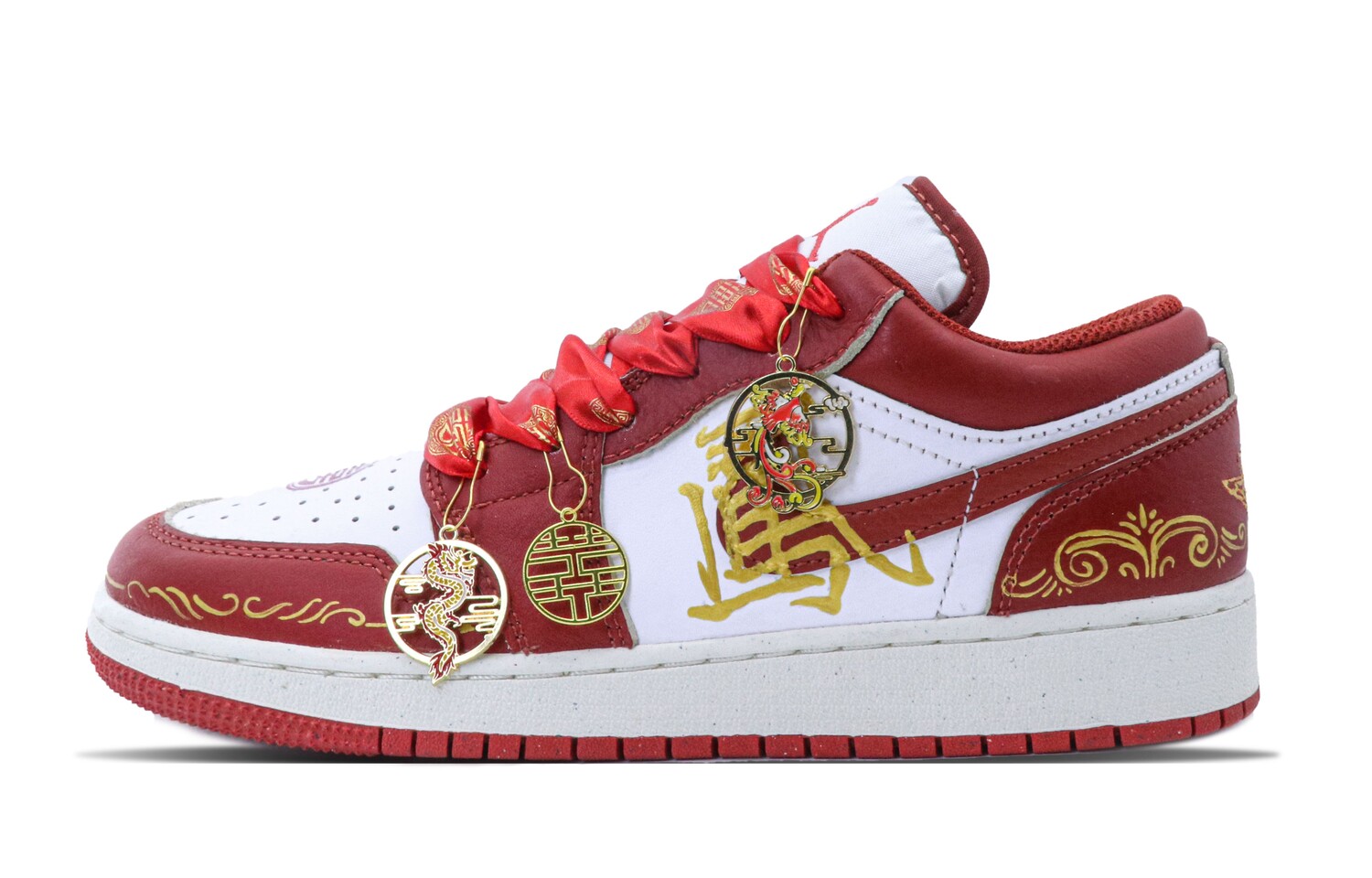 

Кроссовки Air Jordan 1 Vintage Basketball Shoes Women's Low-top Red And Gold, цвет Burgundy
