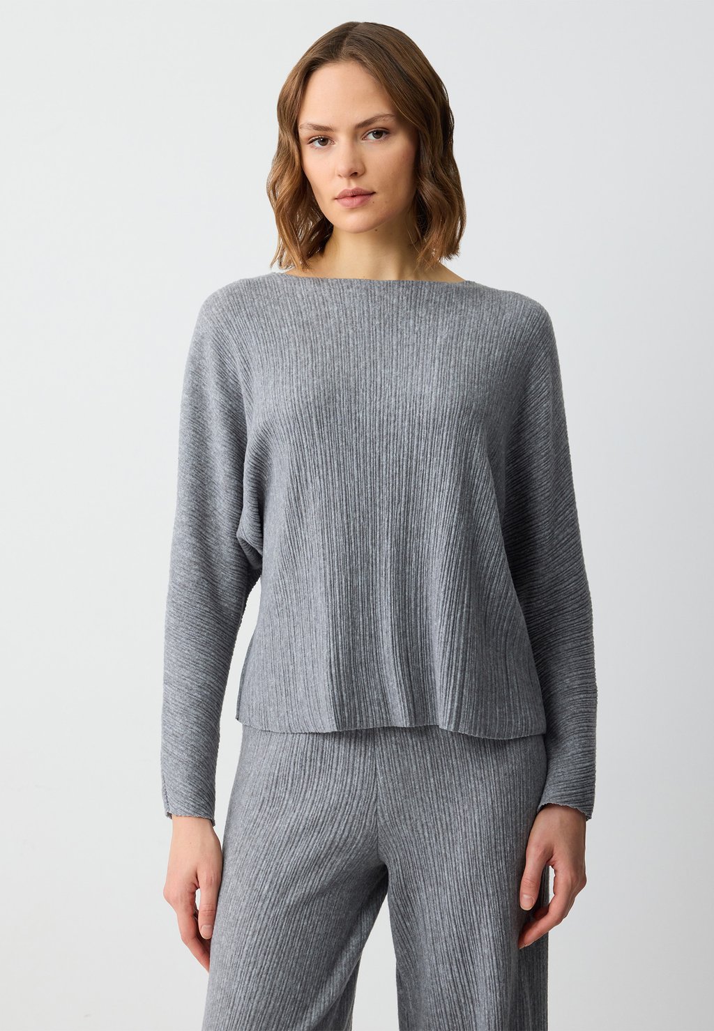 

Джемпер RELAXED FIT BAT SLEEVE Jimmy Key, серый