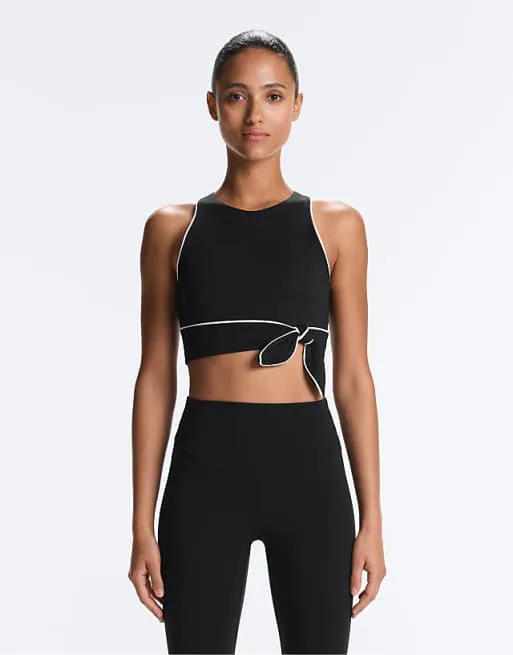 

Черная майка без рукавов с завязками OYSHO Comfortlux