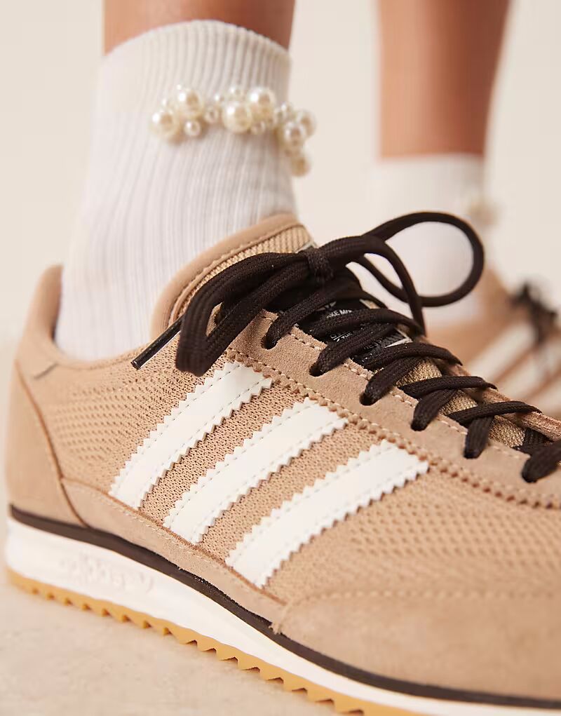 Кроссовки Adidas Originals SL 72 OG бежевого и белого цвета — фото 4