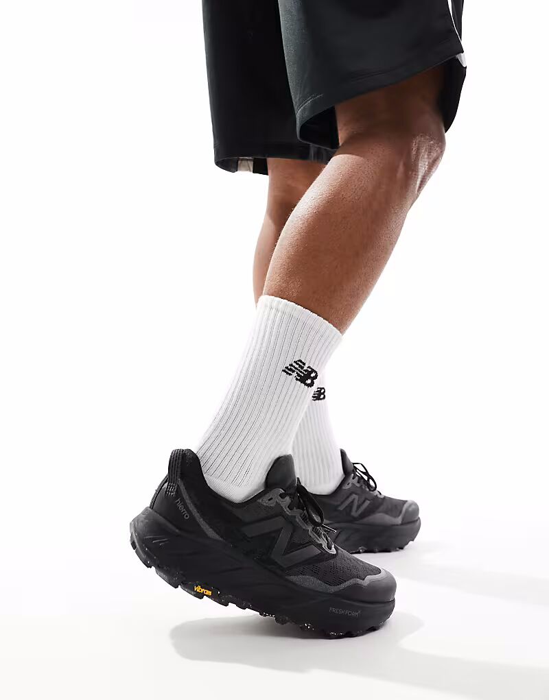

Кроссовки для бега New Balance Hier черного цвета
