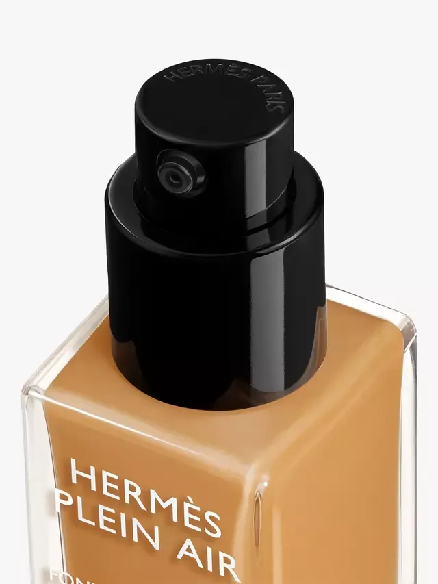 Тональная основа Plein Air Luminous Matte Skincare Foundation Hermès, 53N Typha — фото 4