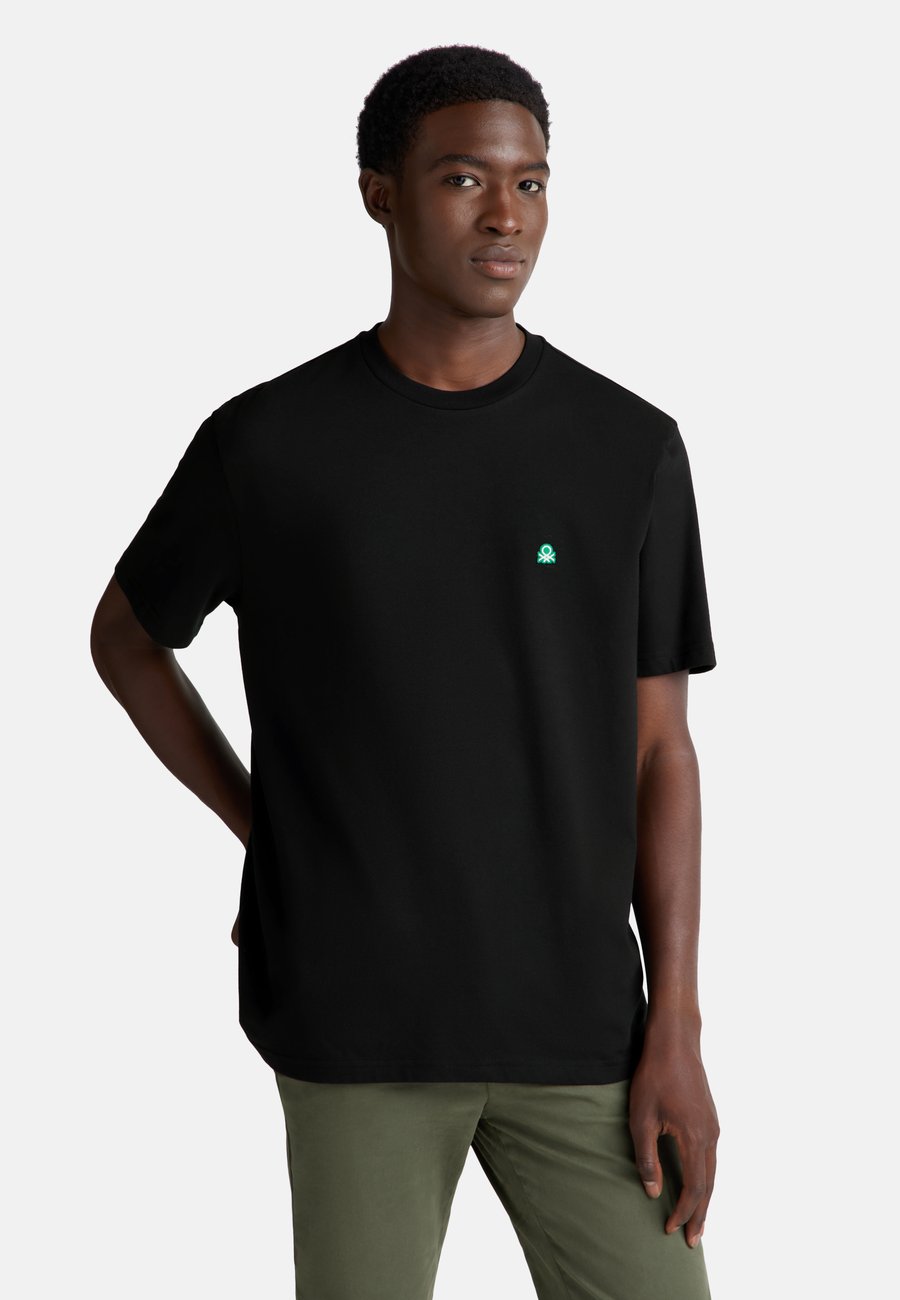 

Футболка United Colors of Benetton Basic T-shirt, Black