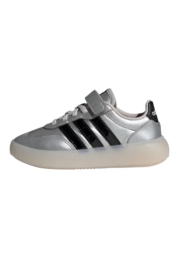 Кроссовки Barreda decode Adidas Sportswear, серебристый металлик, черный, меловой белый