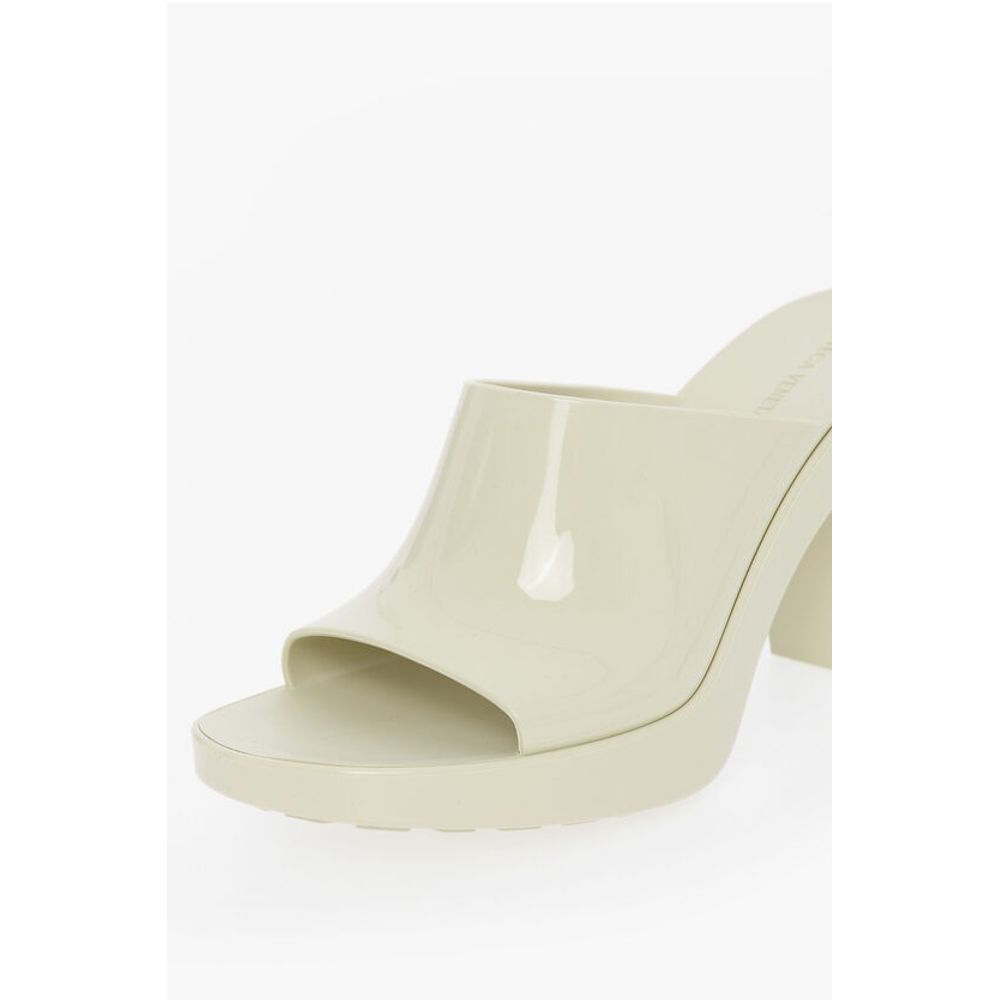 Сандалии на каблуке GLEAM из резины 10 см Bottega Veneta, White — фото 4