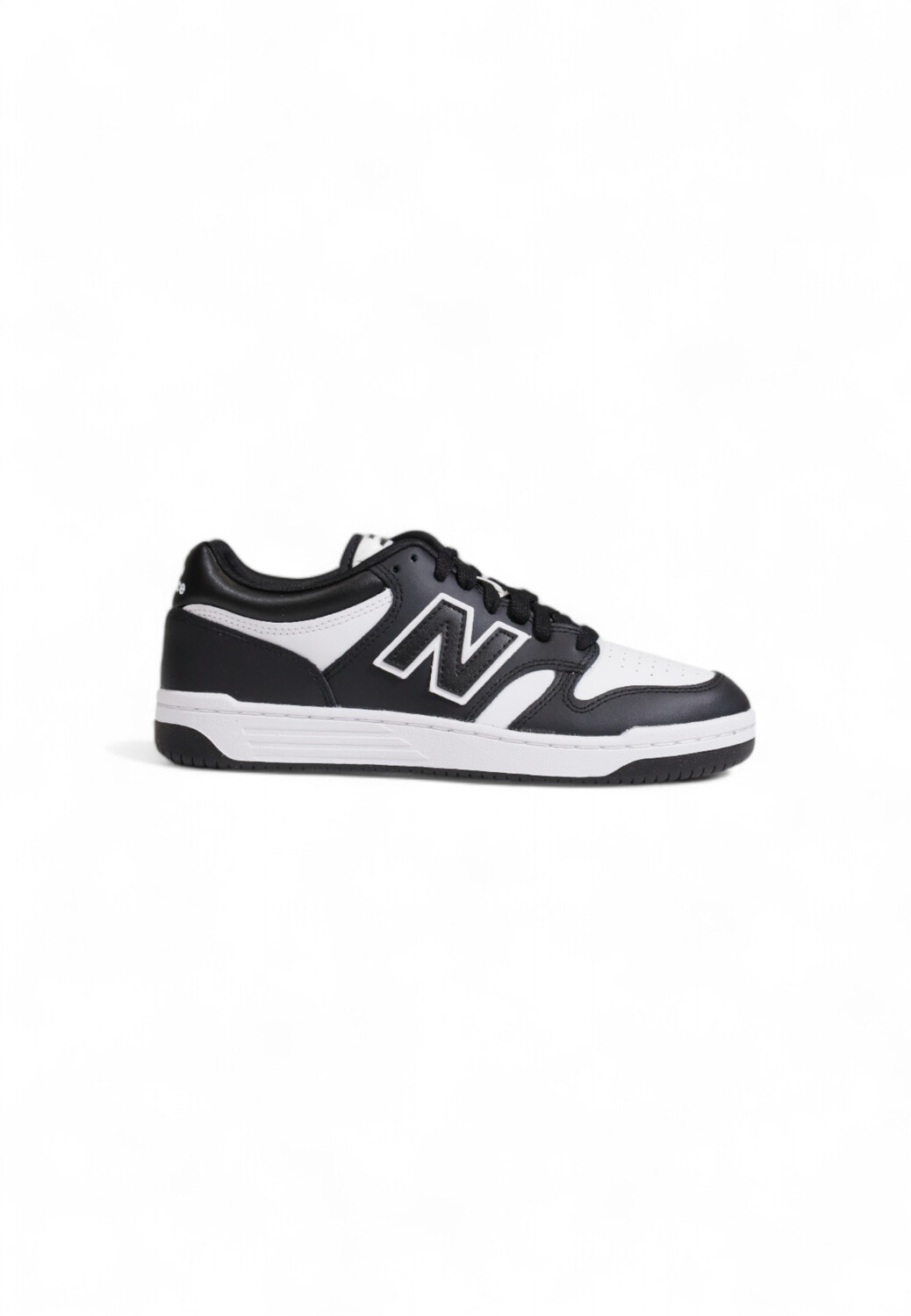 

Кроссовки мужские New Balance кожаные, черно-белый