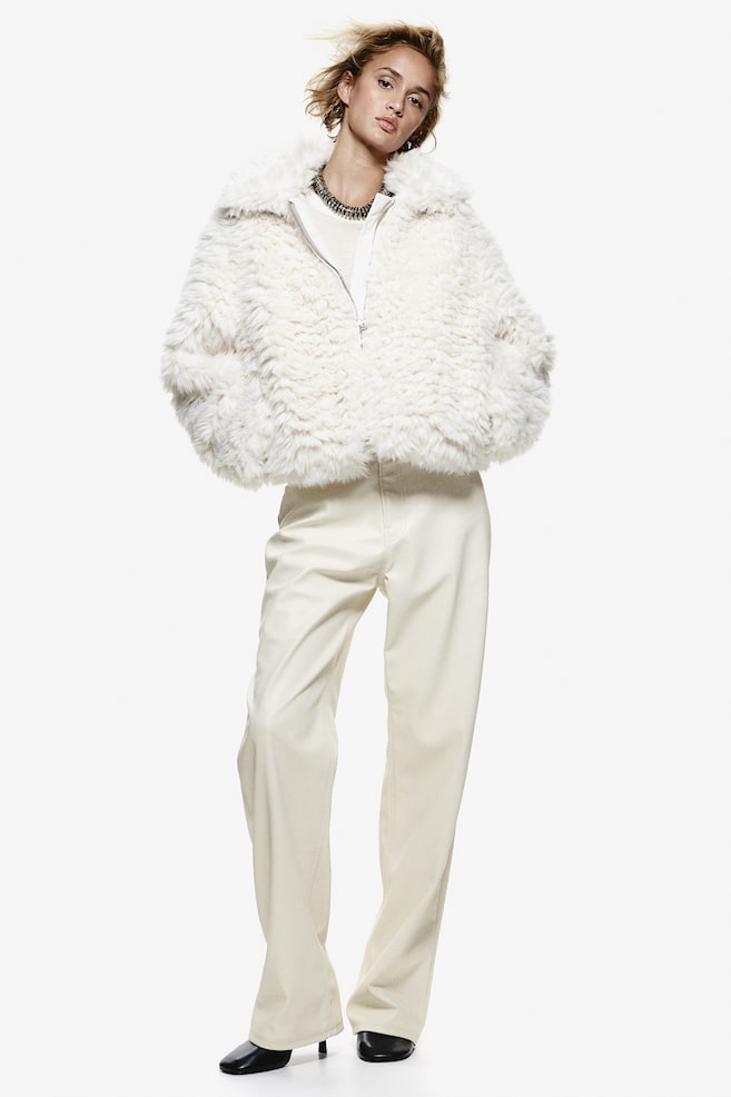 

Брюки с покрытием H&M, бежевый