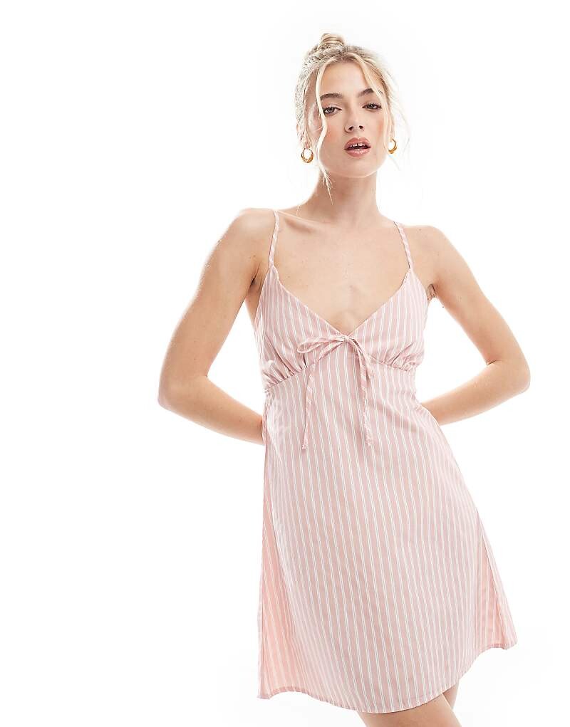 

Розовое мини-платье Miss Selfridge 3 в белую полоску