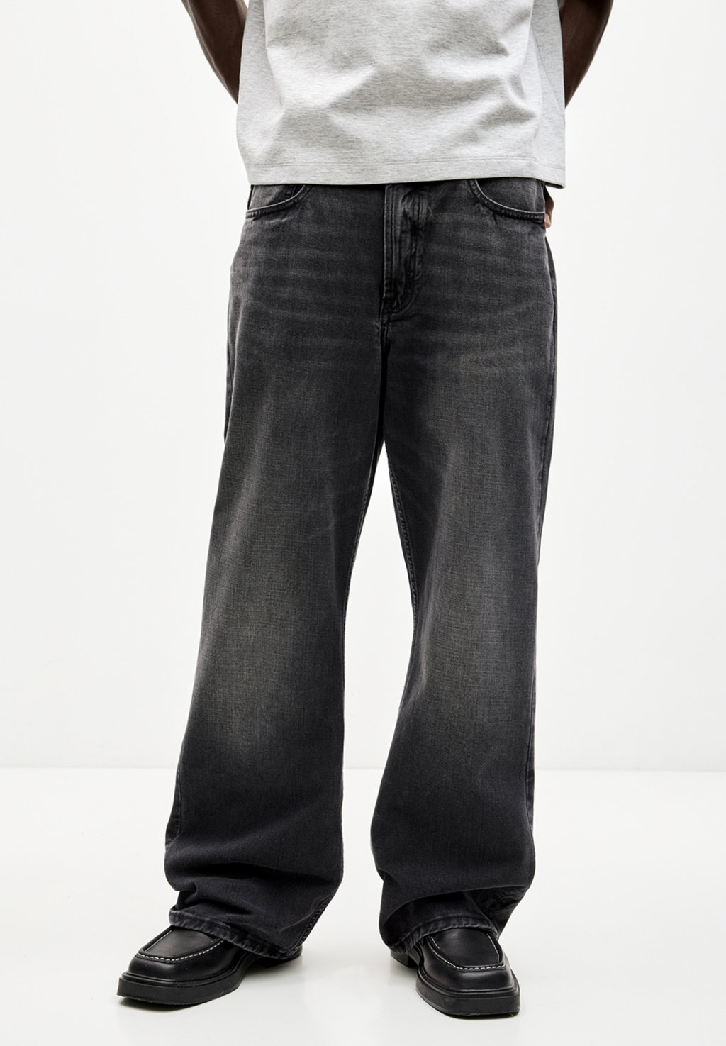 

Джинсы Bootcut PULL&BEAR, черный